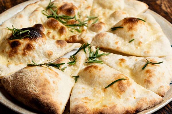 schiacciata-della-casa-rosmarino-pizzeria-ristorante-al-fritoin-jesolo-gallery-14